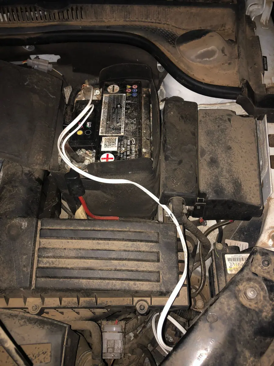 LOTE 001 - Veículo VW Volkswagen Jetta Highline 2.0 TSI 16v 4p Tiptronic, fabricação/modelo 2017/2017 (sem chave)