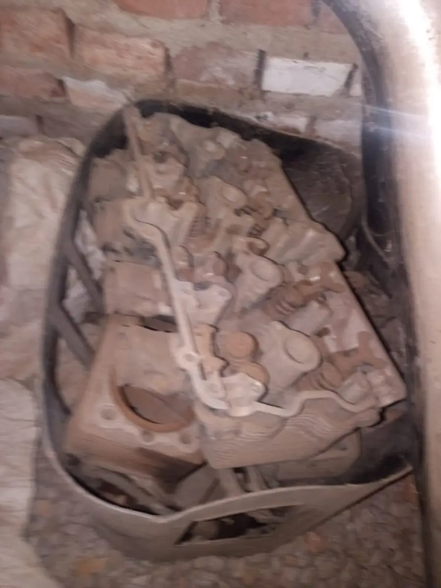 LOTE 000 - SUCATA DE MOTO JTA/SUZUKI