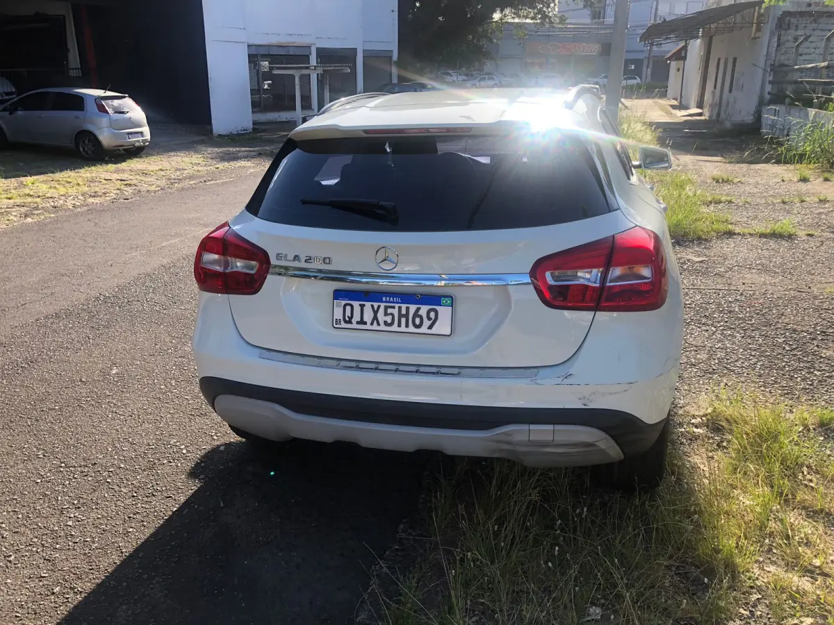 LOTE 002 - Veículo M.BENZ/GLA200 STYLE, fabricação/modelo 2017/2018, cor: branca