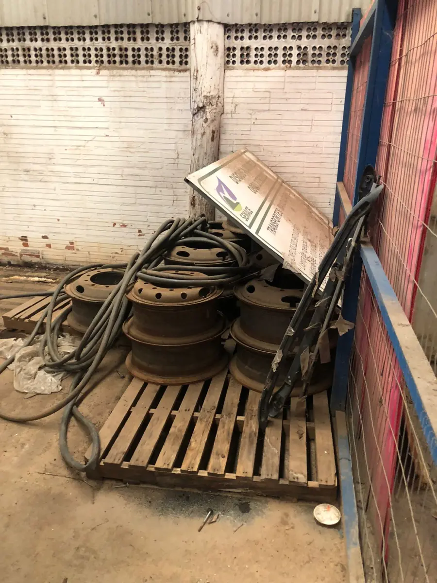 LOTE 005 - 14 RODAS DE CAMINHÃO