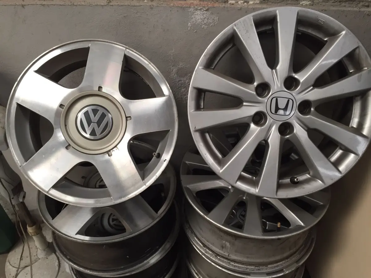 LOTE 002 - kit de rodas(4) aro 15 para Volkswagen