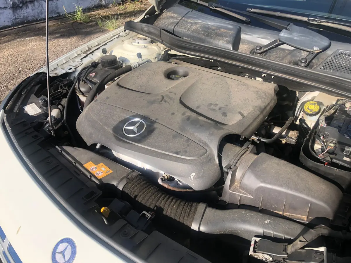 LOTE 002 - Veículo M.BENZ/GLA200 STYLE, fabricação/modelo 2017/2018, cor: branca