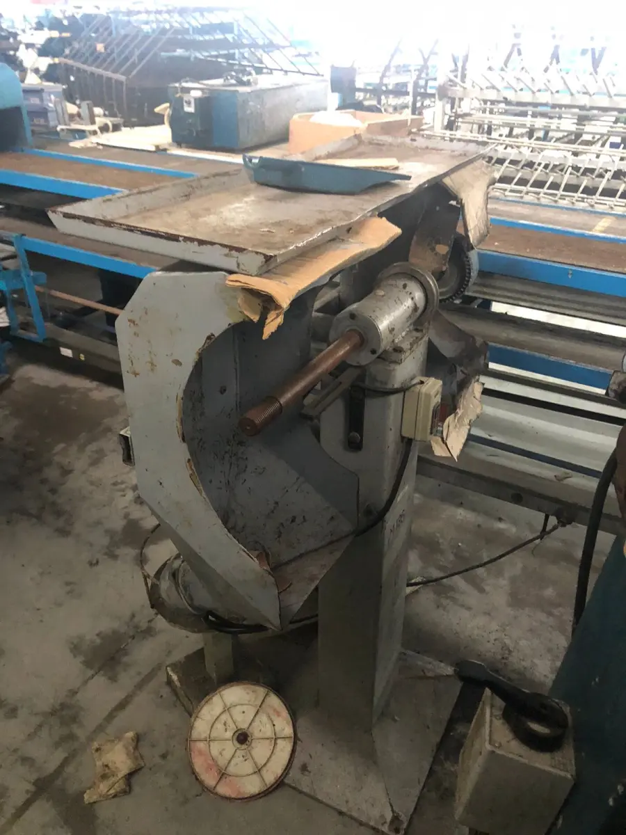 LOTE 034 - 2 escovas duplas 