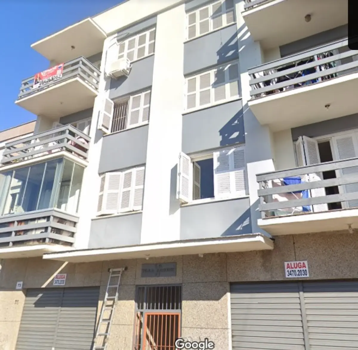 LOTE 000 - O apartamento nº 404 do Edifício Villa Maquiné, na R. Eurípedes Aurélio da Silva nº 71 em Cachoeirinha