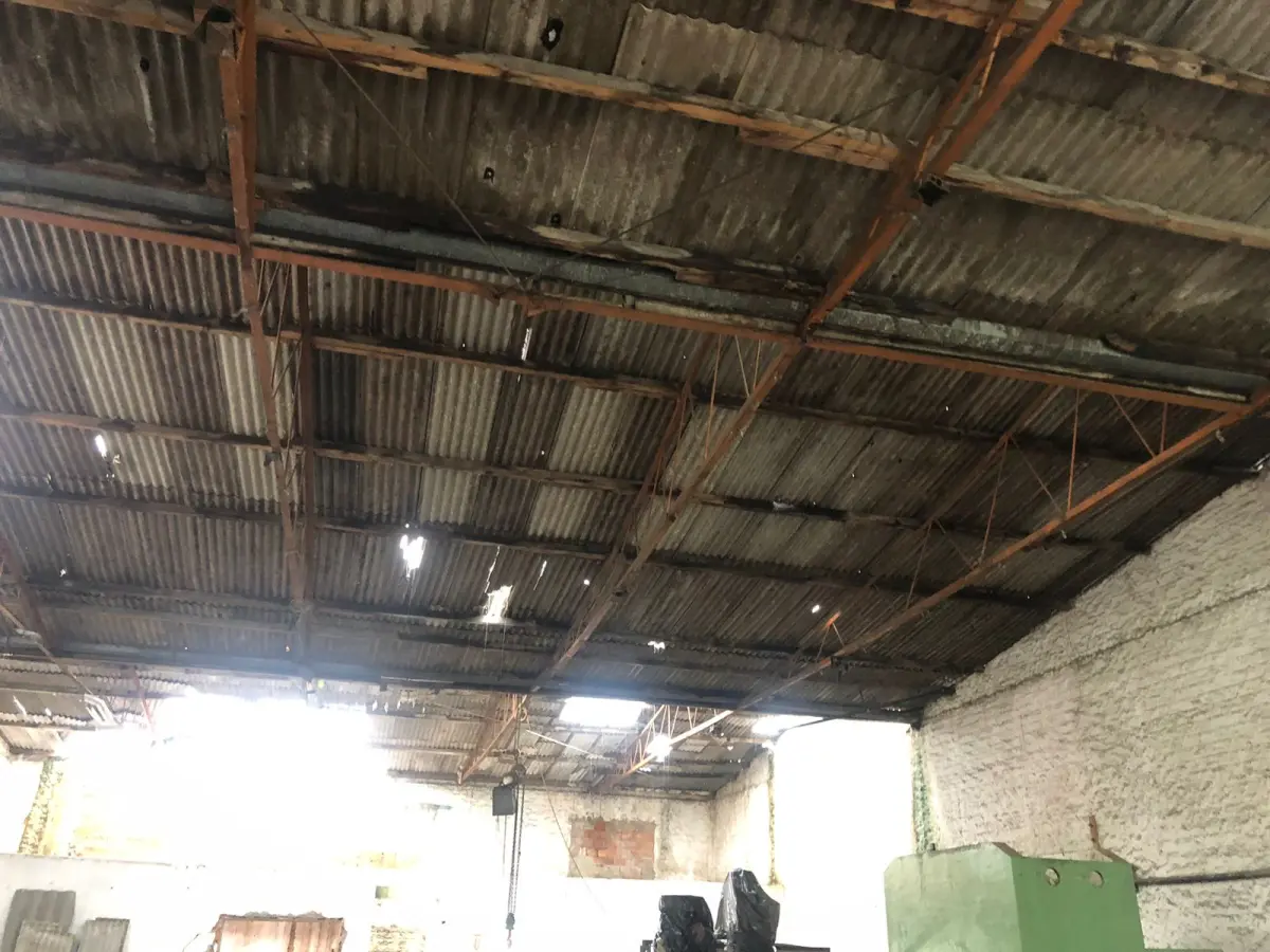 LOTE 000 - PAVILHÃO EM CACHOEIRINHA  Rua São Salvador nº 486 com a área superficial de 360,00m²