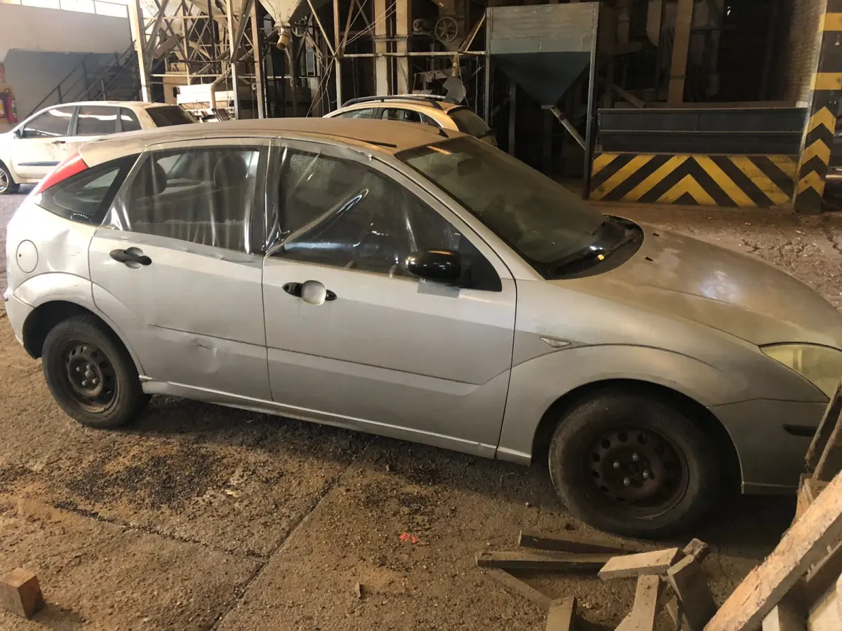 LOTE 001 - O veículo I/Ford Focus 1.6L HÁ