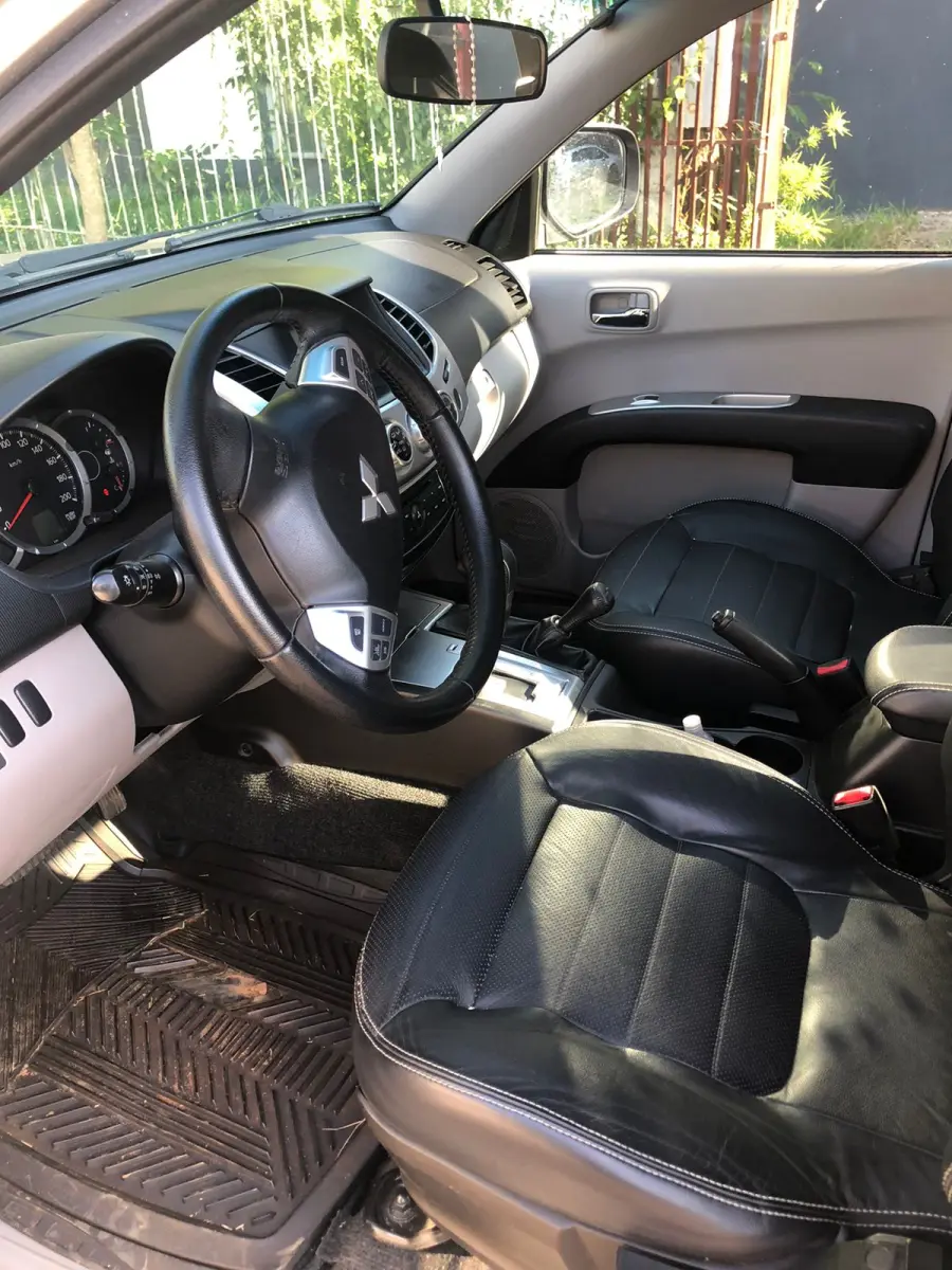 LOTE 000 - MMC L200 TRITON HPE D