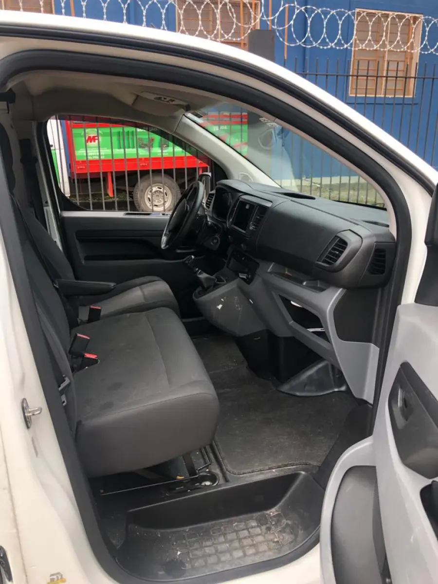 LOTE 002 - Peugeot/Expert Business Pack, diesel, branca, ano 2020/2020