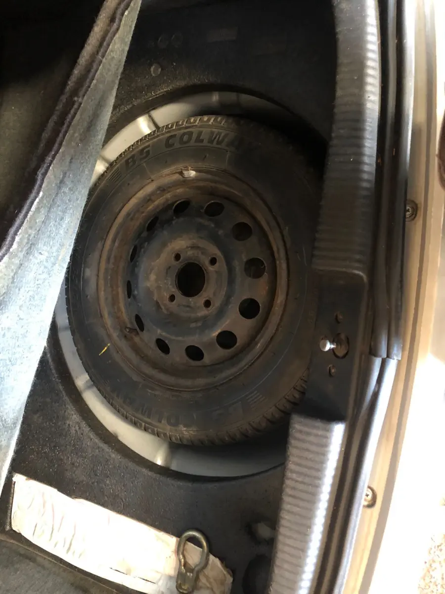 LOTE 001 - O veículo I/Ford Focus 1.6L HÁ