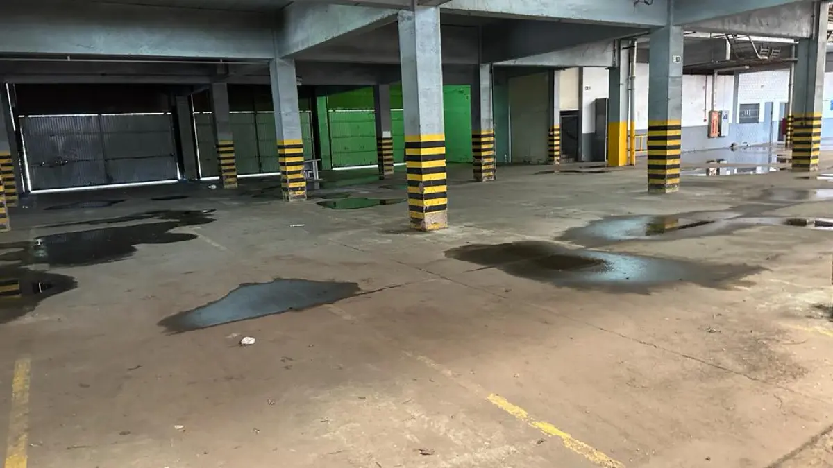 LOTE 000 - imóvel localizado na Av. Antônio Frederico Ozanan nº 1060, B. Brigadeira, em Canoas, c/área do terreno de 30.015,00 m² e áreas construídas de aprox. 11.610,00m²