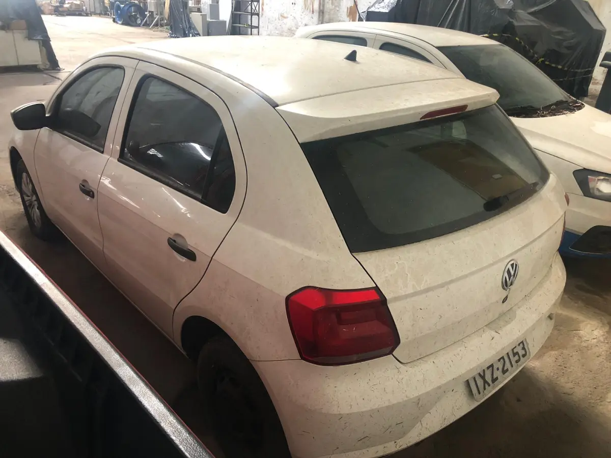 LOTE 001 - Volkswagen/Gol Trendline 1.0 T. Flex 12V 5p, ano/mod 2017/2018, placas IXZ 2153