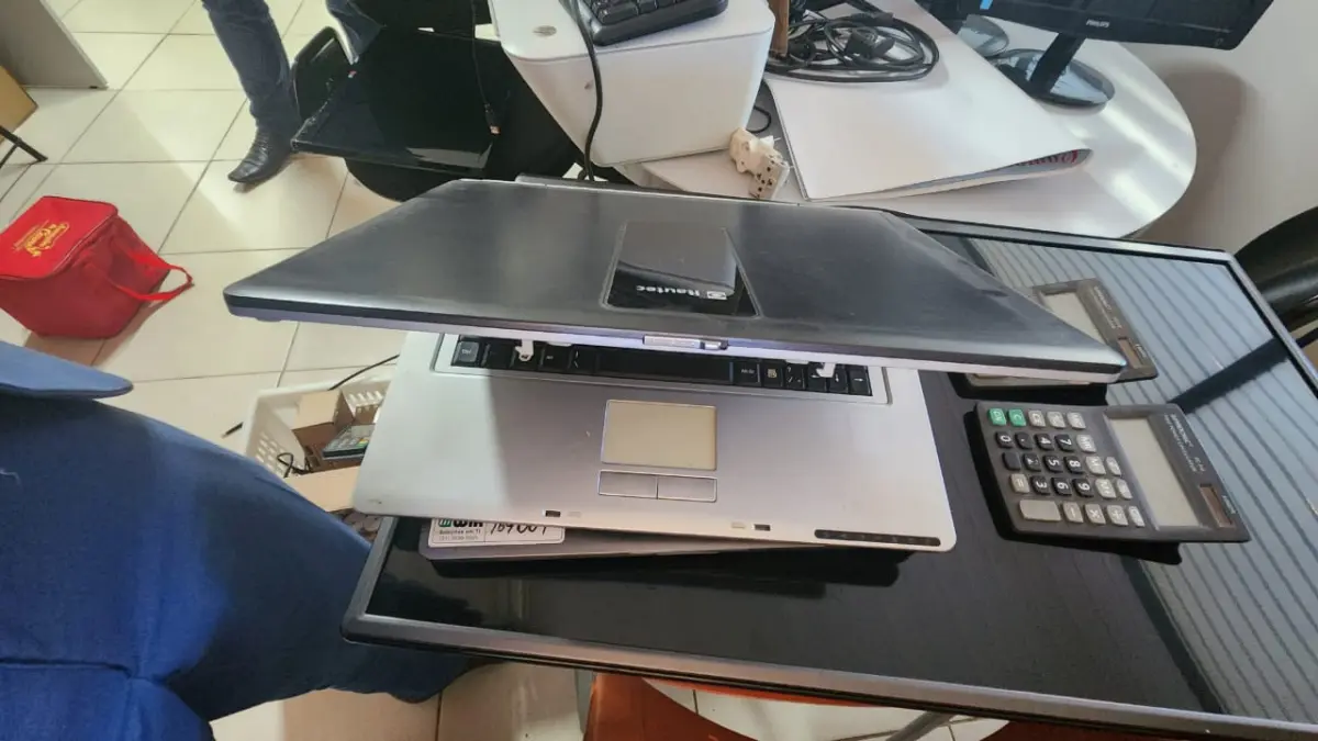 LOTE 150 - 4  "NOTEBOOK (2 ACER, 1 LEADERSHIP,1 ITAUTEC)"