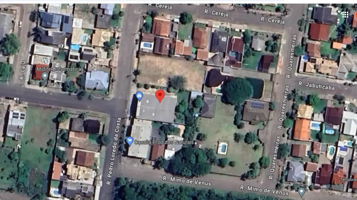 LOTE 000 - edificação, que tomou o nº 815 da rua Pedro Loredo da Costa, em alvenaria, de uso comercial, com área construída de cerca de 516,80m2