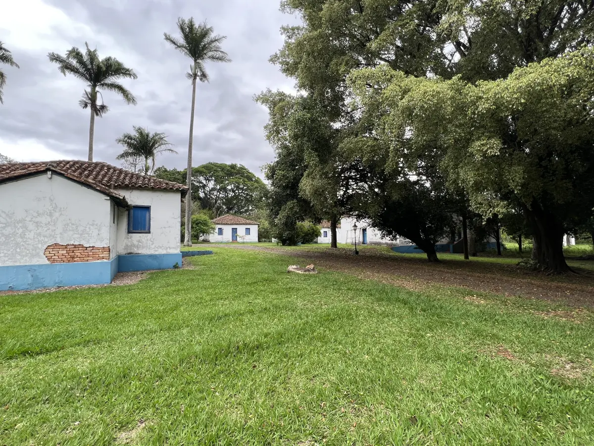 LOTE 001 - GRANDE IMÓVEL COM 35.000M2 EM PIRACICABA COM CASAS - FAZENDINHA - LADO DA UNIMEP