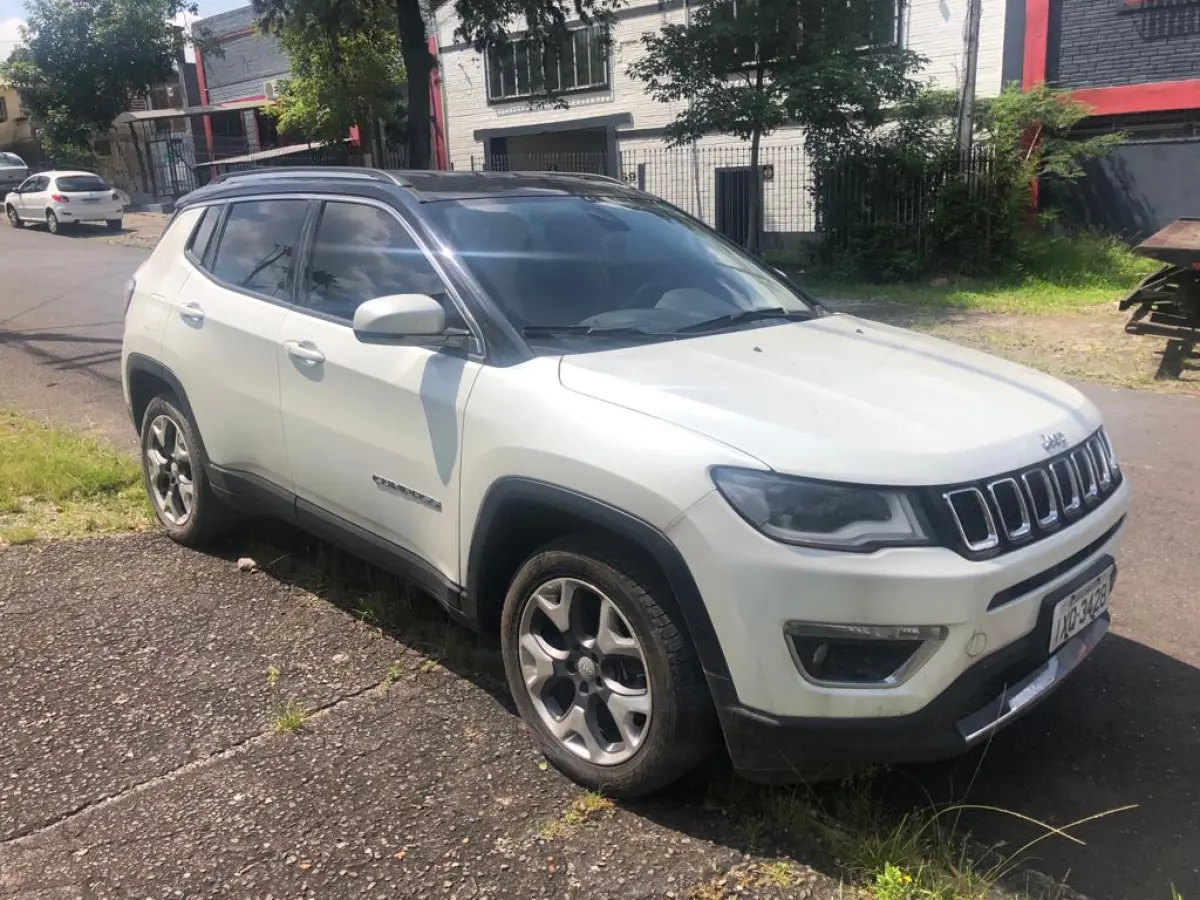 LOTE 014 - Jeep Compass Limited 2.0 4x2 Flex 16v Aut, fab/mod 2016/2017