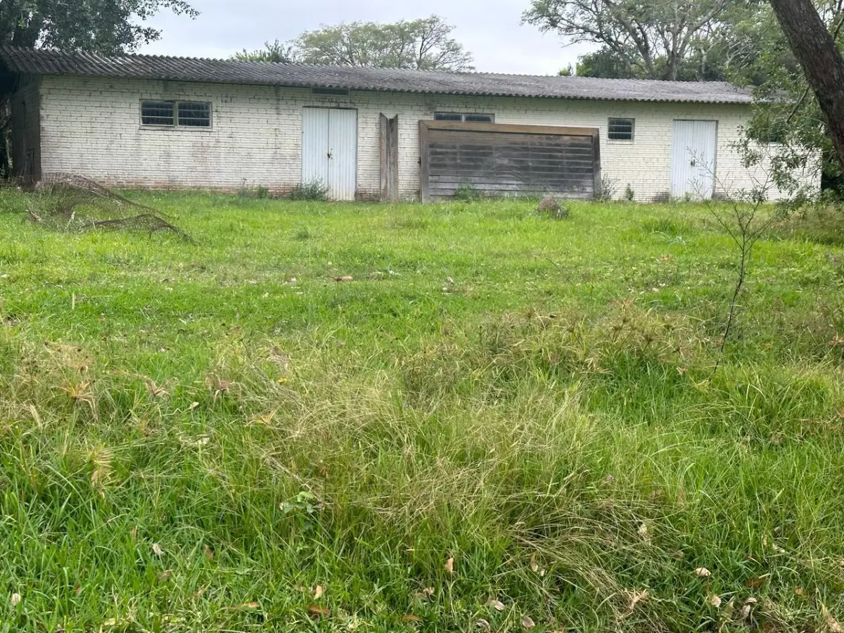 LOTE 000 - SÍTIO COM PISCINA, QUADRAS E SEDE NA ZONA SUL DE POA