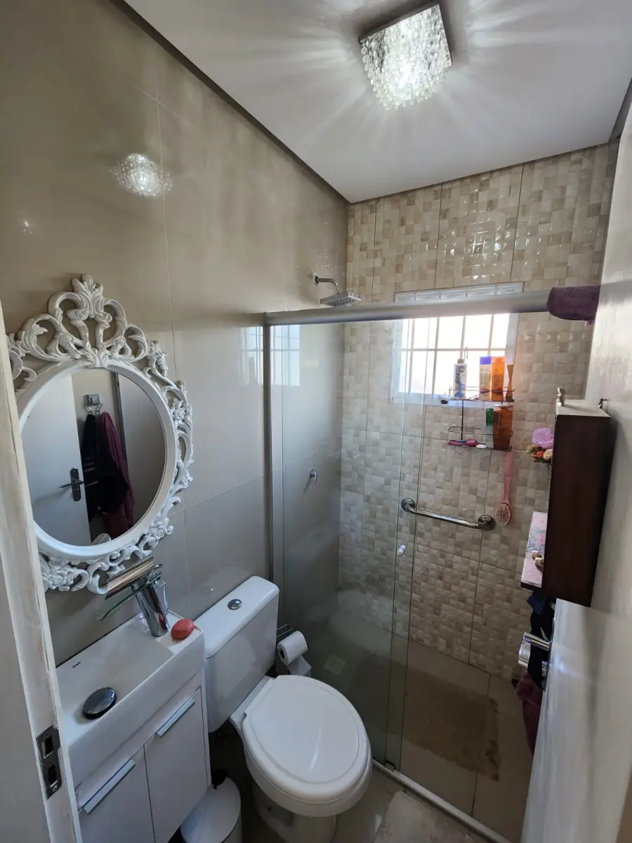 LOTE 001 - GRANDE CASA COM PISCINA NA ILHA DA PINTADA COM MAIS 4 APTS EM OBRA NO IMOVEL