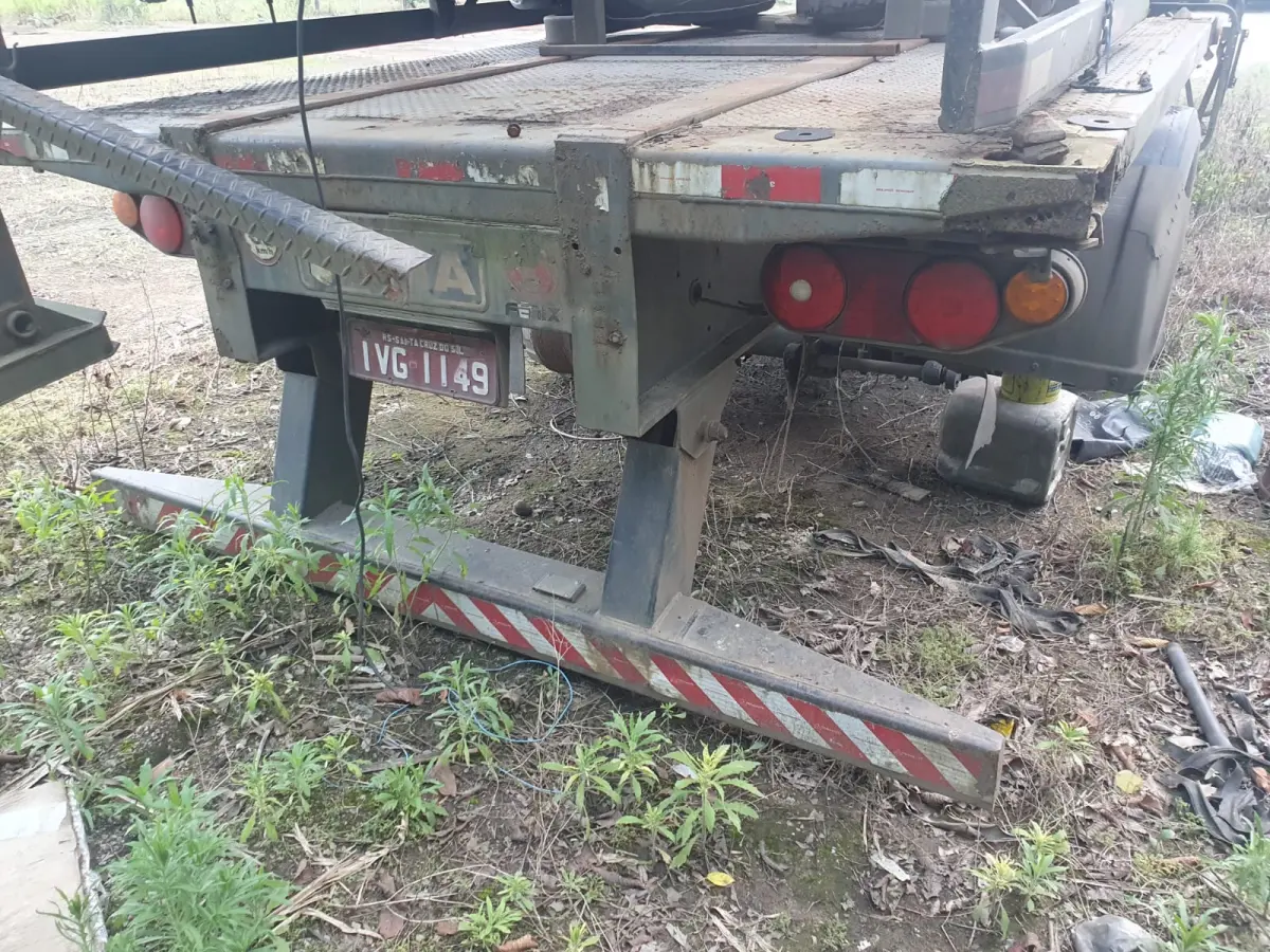 LOTE 011 - Semi reboque placa IVG1149, fab/mod 2014/2014