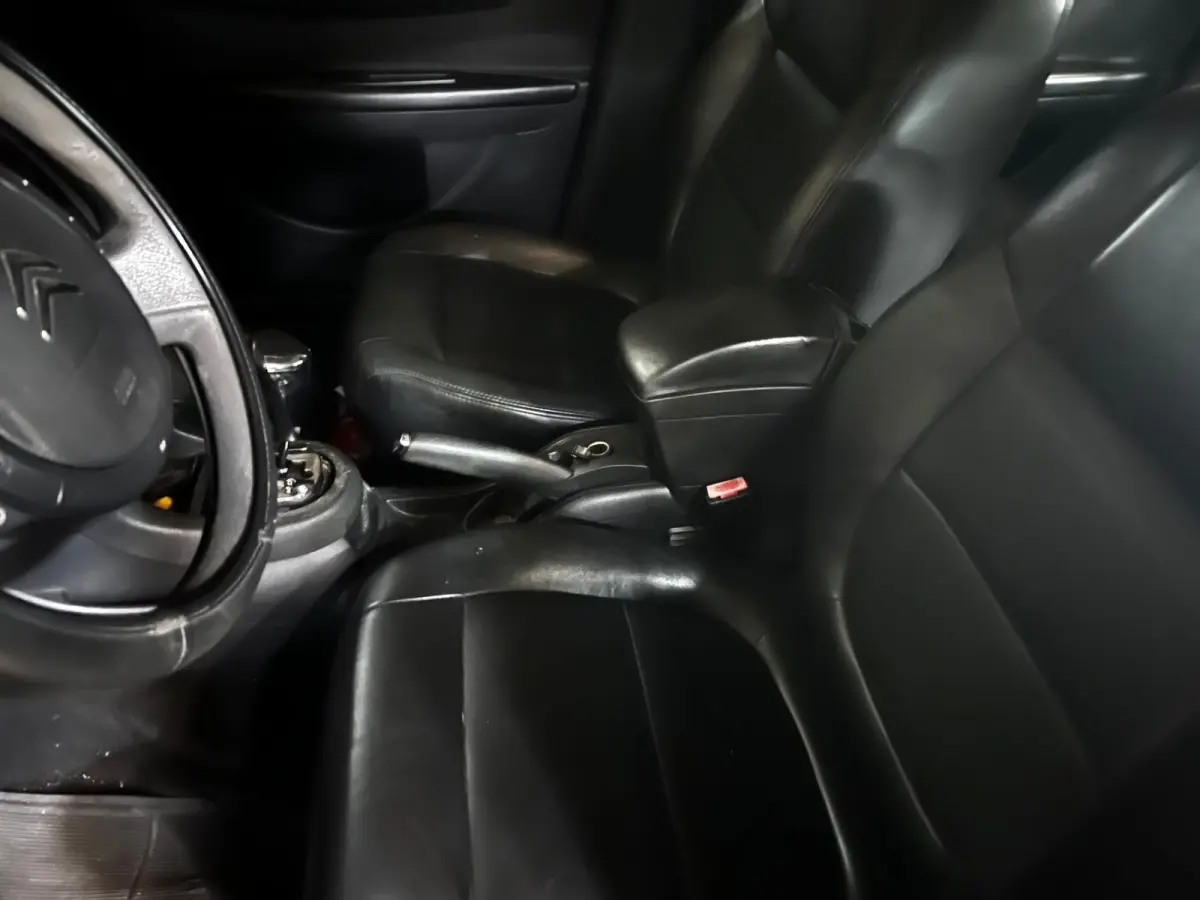 LOTE 002 - I/CITROEN C4; fabricação/modelo 2009/2010, cor preta