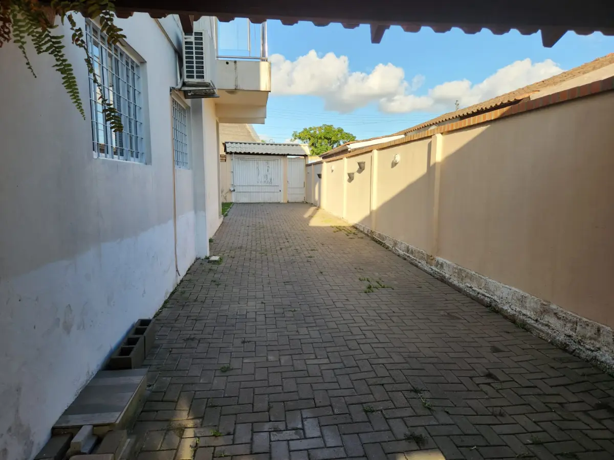 LOTE 001 - GRANDE CASA COM PISCINA NA ILHA DA PINTADA COM MAIS 4 APTS EM OBRA NO IMOVEL