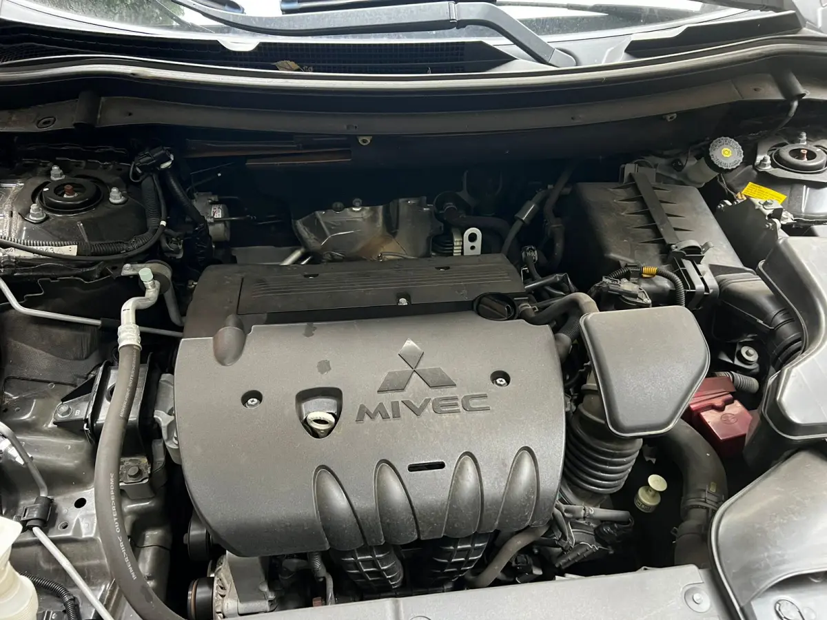 LOTE 001 - I/MMC OUTLANDER 2.0, fabricação/modelo:2015/2016, cor preta