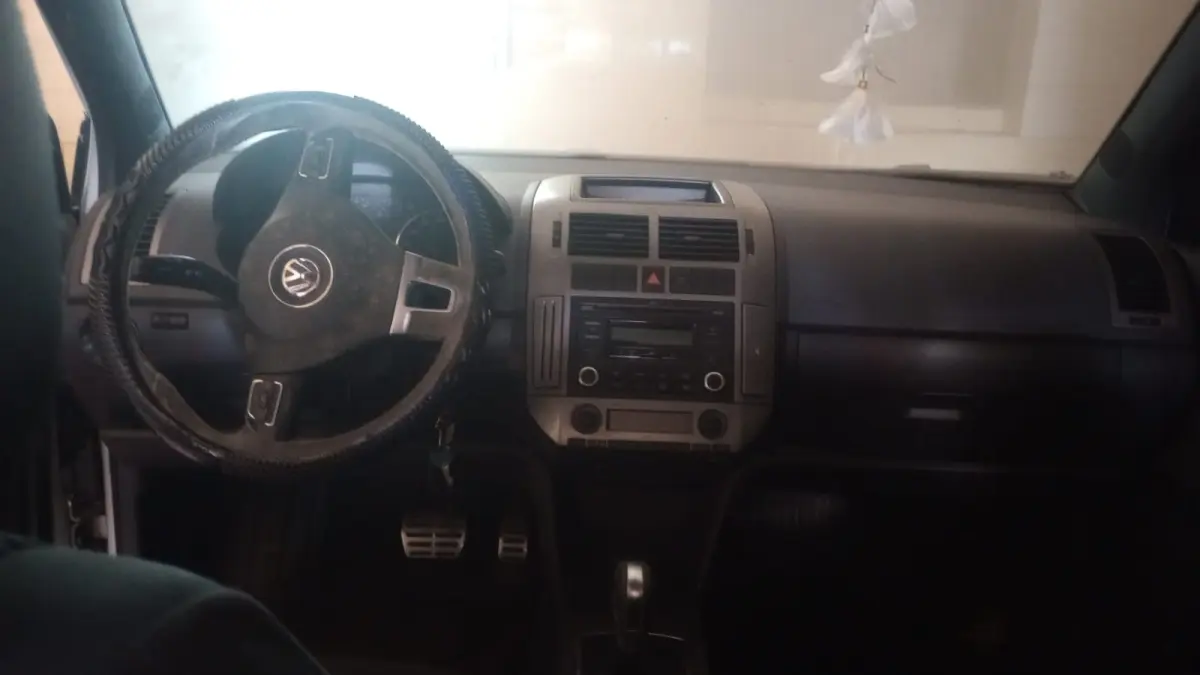 LOTE 000 - VW POLO 1.6 FLEX ANO 2010