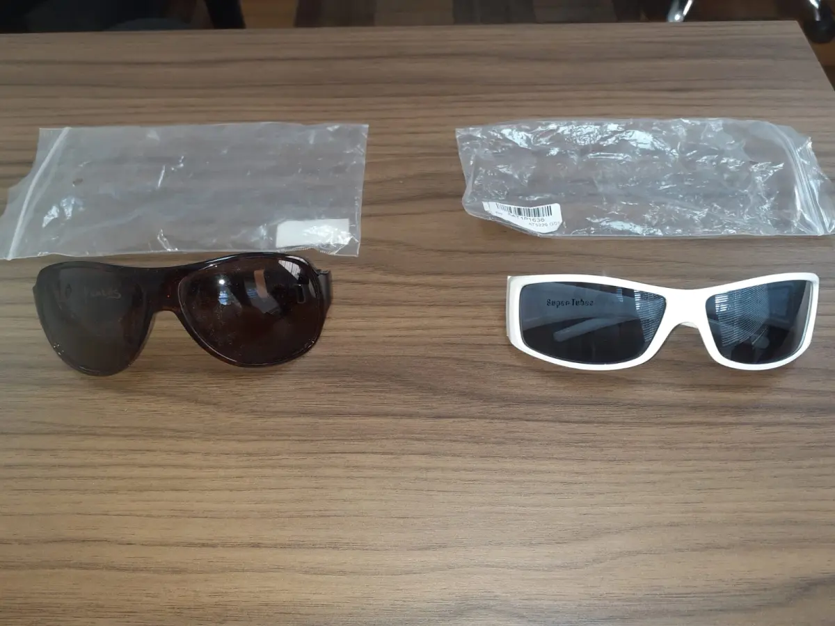 LOTE 000 - 15 armações de óculos infantis de marcas variadas e 21 óculos de sol