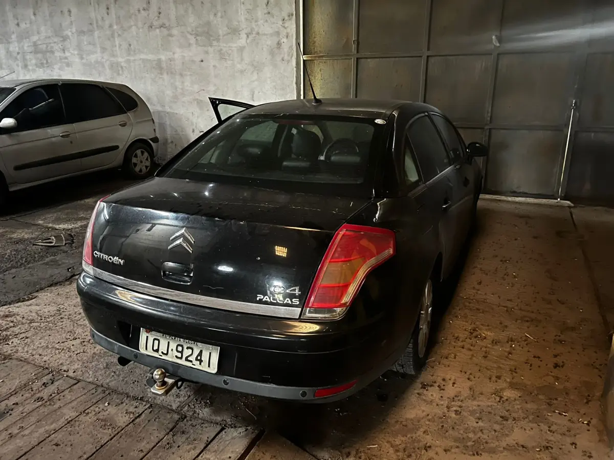 LOTE 002 - I/CITROEN C4; fabricação/modelo 2009/2010, cor preta