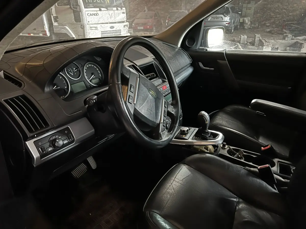 LOTE 002 - I/LR FREELANDER 2 SE I6