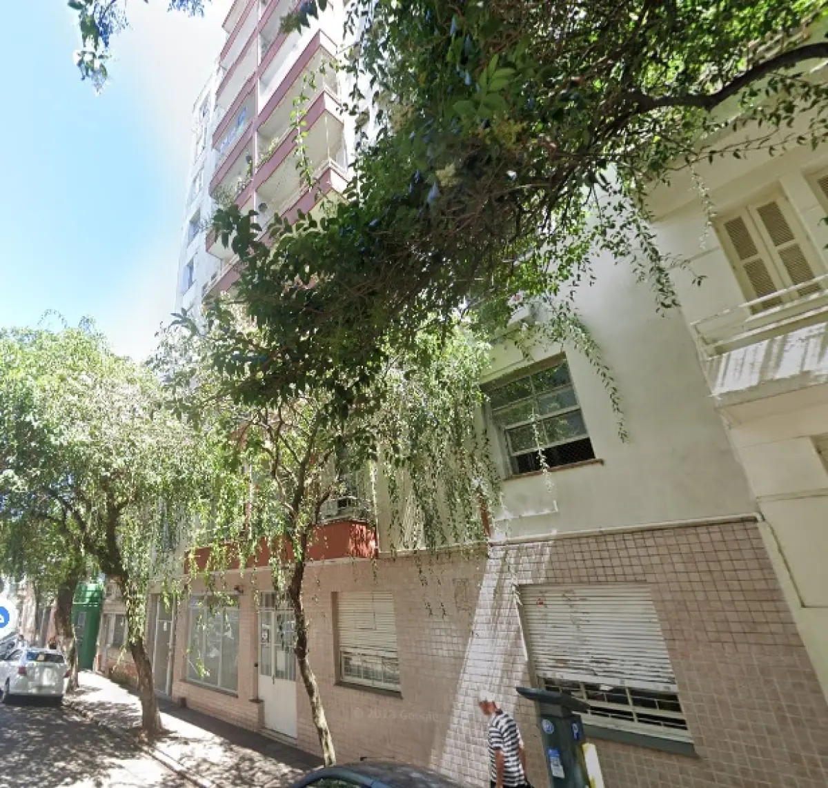 LOTE 000 - apartamento nº 4 do Edifício Atlas, na R. Riachuelo nº 730