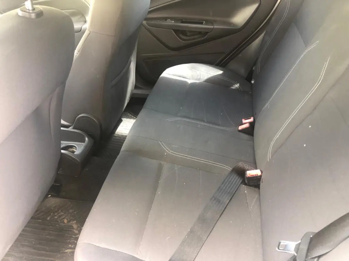 LOTE 013 - Ford Fiesta 1.6 16v Flex Mec 5p, fab/mod 2014/2015