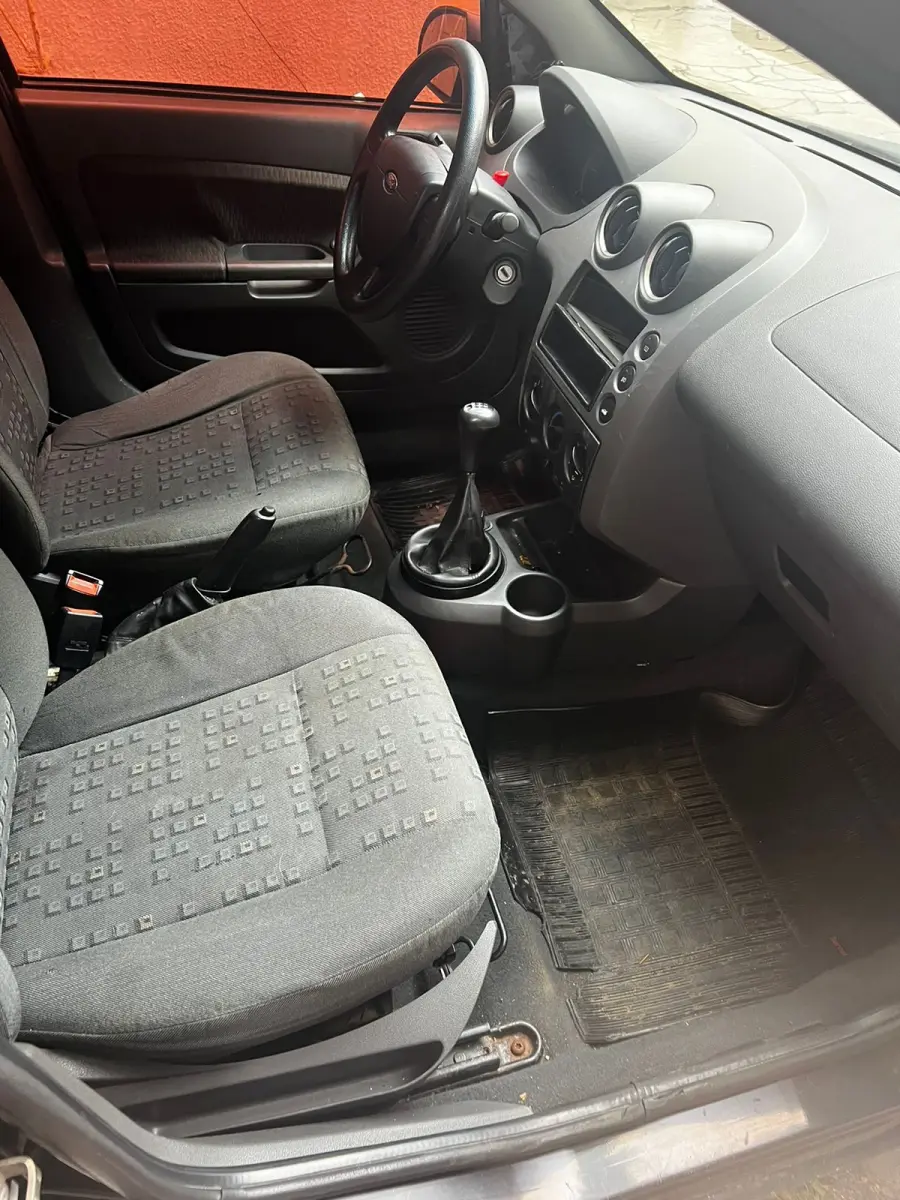 LOTE 000 - Ford/Fiesta Sedan 1.6 Flex