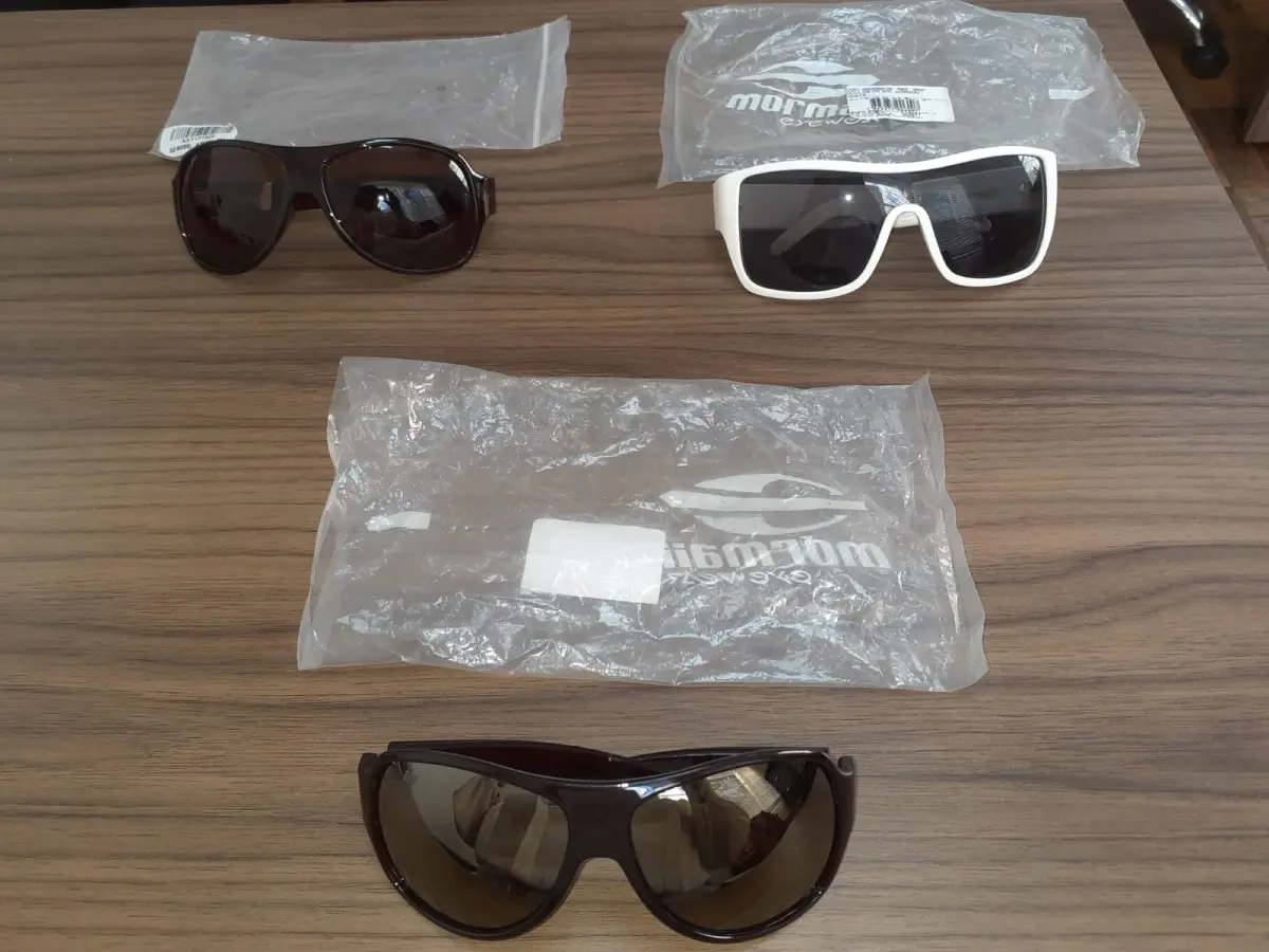 LOTE 000 - 15 armações de óculos infantis de marcas variadas e 21 óculos de sol