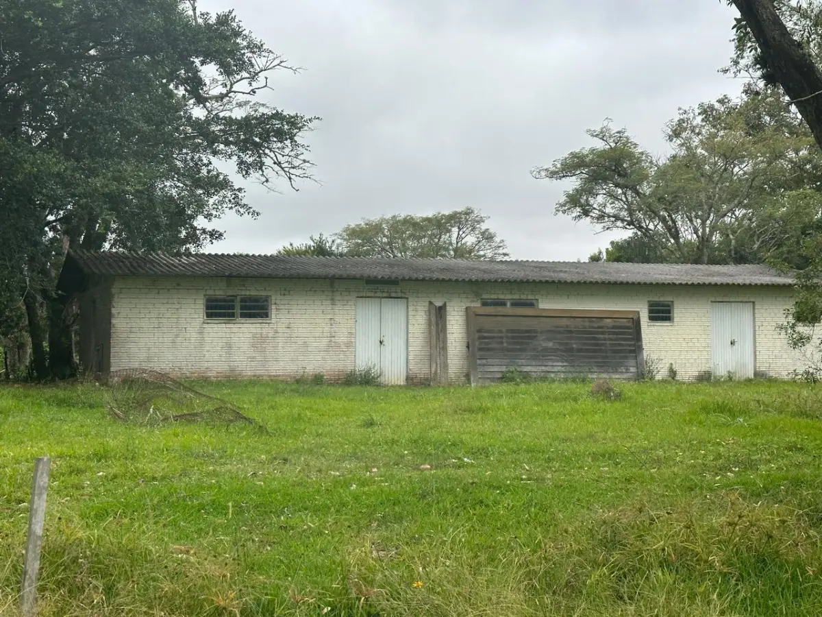 LOTE 000 - SÍTIO COM PISCINA, QUADRAS E SEDE NA ZONA SUL DE POA