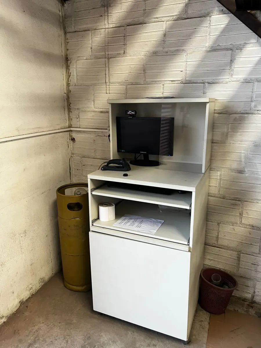 LOTE 077 - Computador leitor de código de barras 