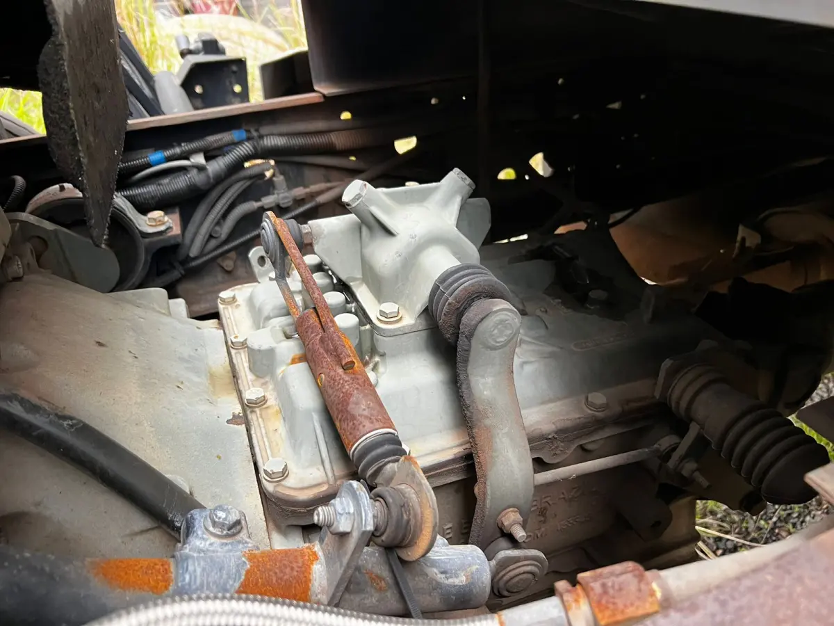 LOTE 001 - VolksWagen 17-250 E Consteletion