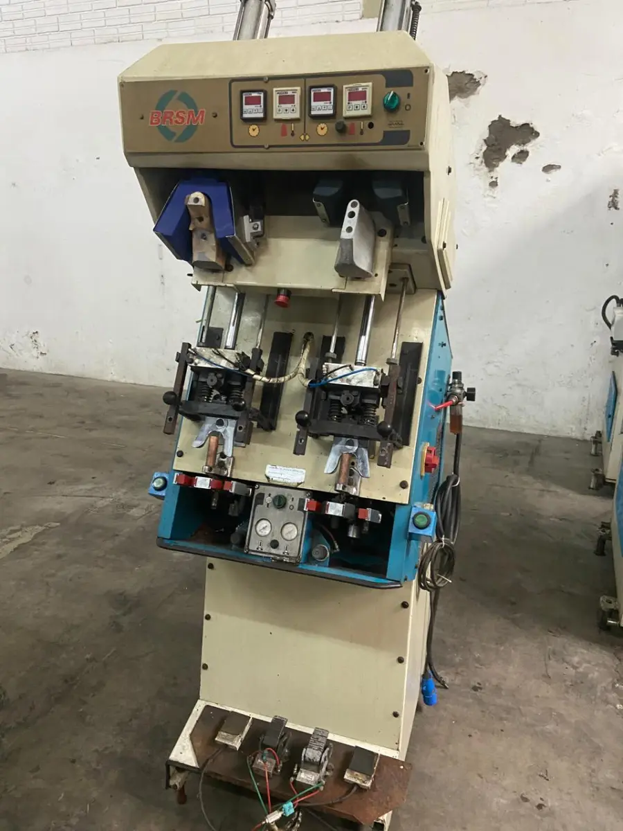 LOTE 013 - Maquina de Conformar Q/F MCF 304