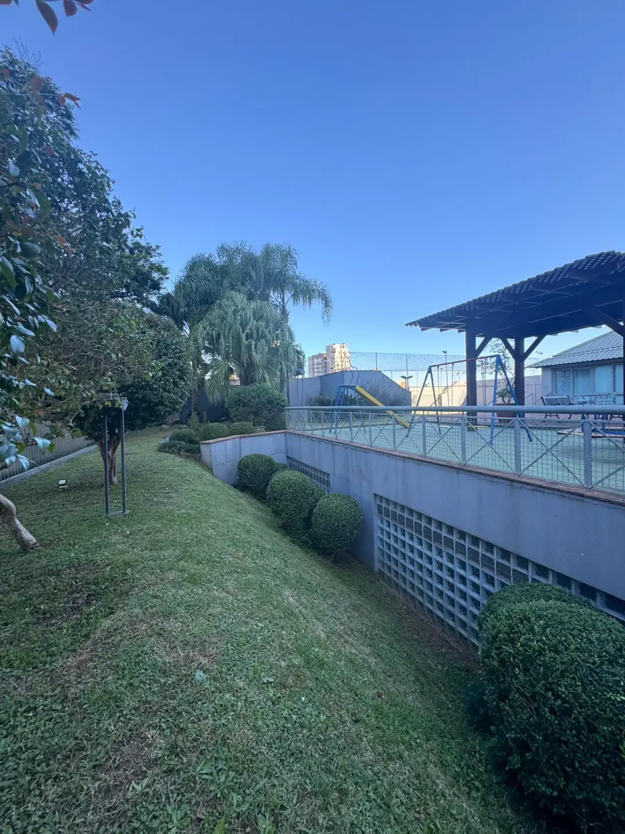 LOTE 024 - Apto 401 Edifício Residencial Montenegro - LOTES 20, 21, 22 E 23 INTEGRADOS A ESSE LOTE. Novo Hamburgo/RS