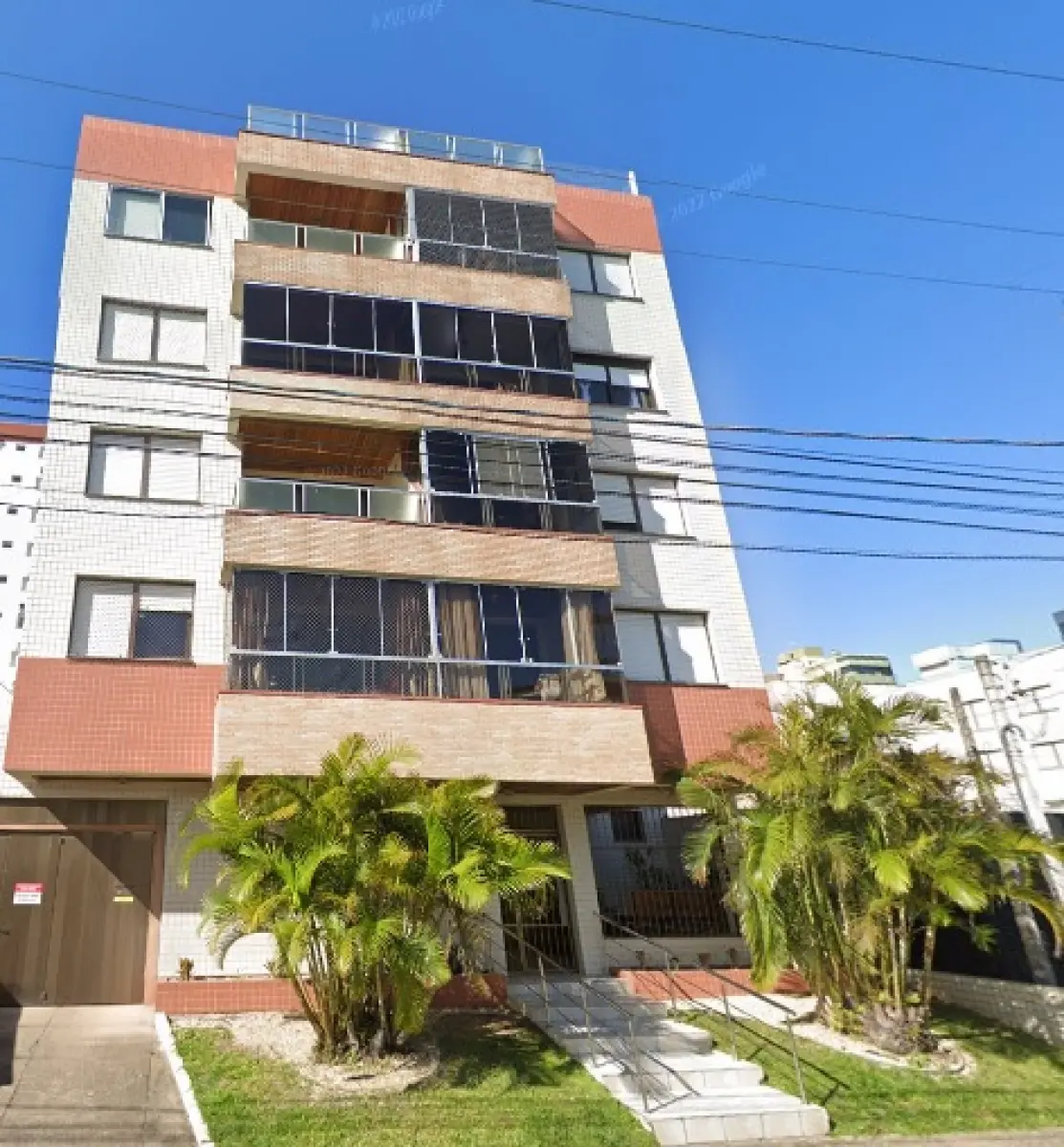 LOTE 000 - O box nº 01, localizado no pavimento térreo do Edifício Residencial Andrealine, na Avenida Paraguassú nº 1530