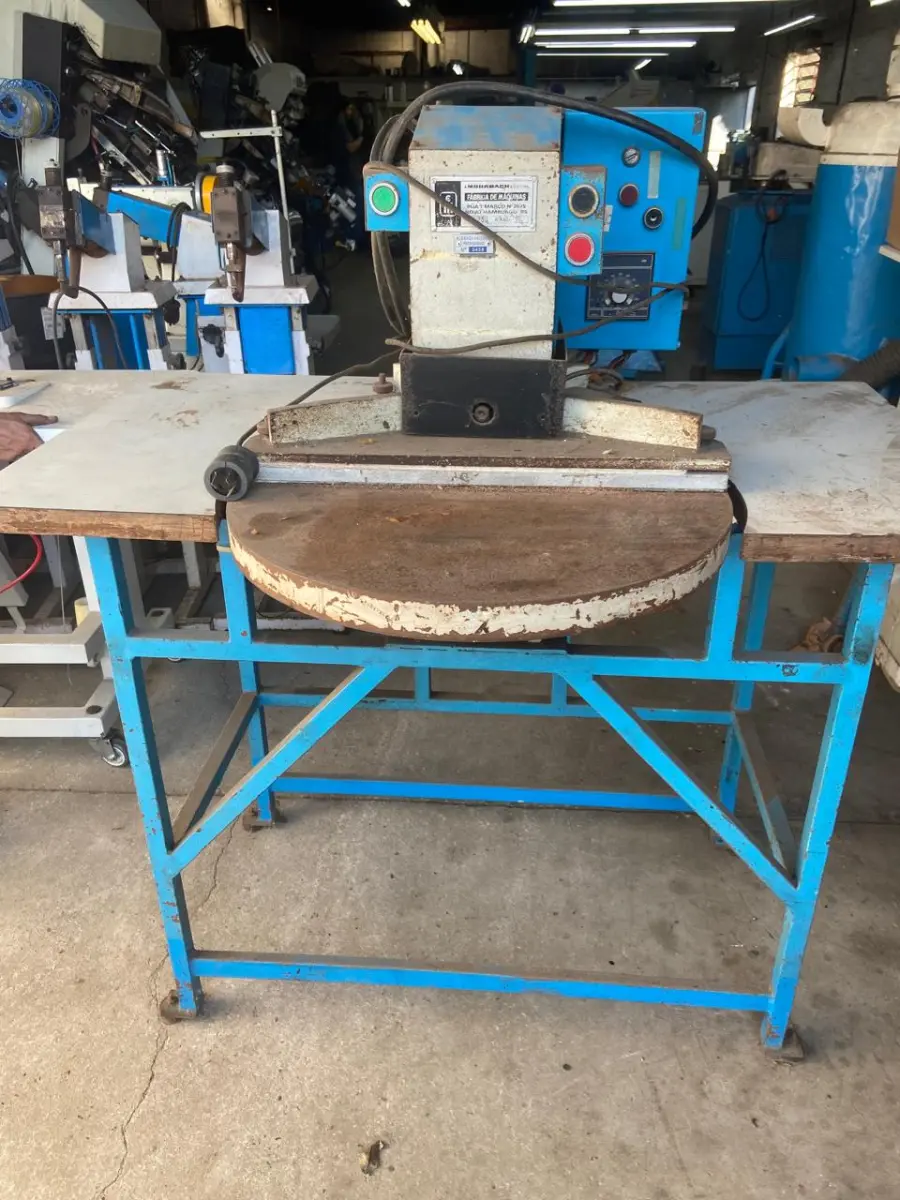 LOTE 040 - Prensa Prato Rotativo J.Mohrbach