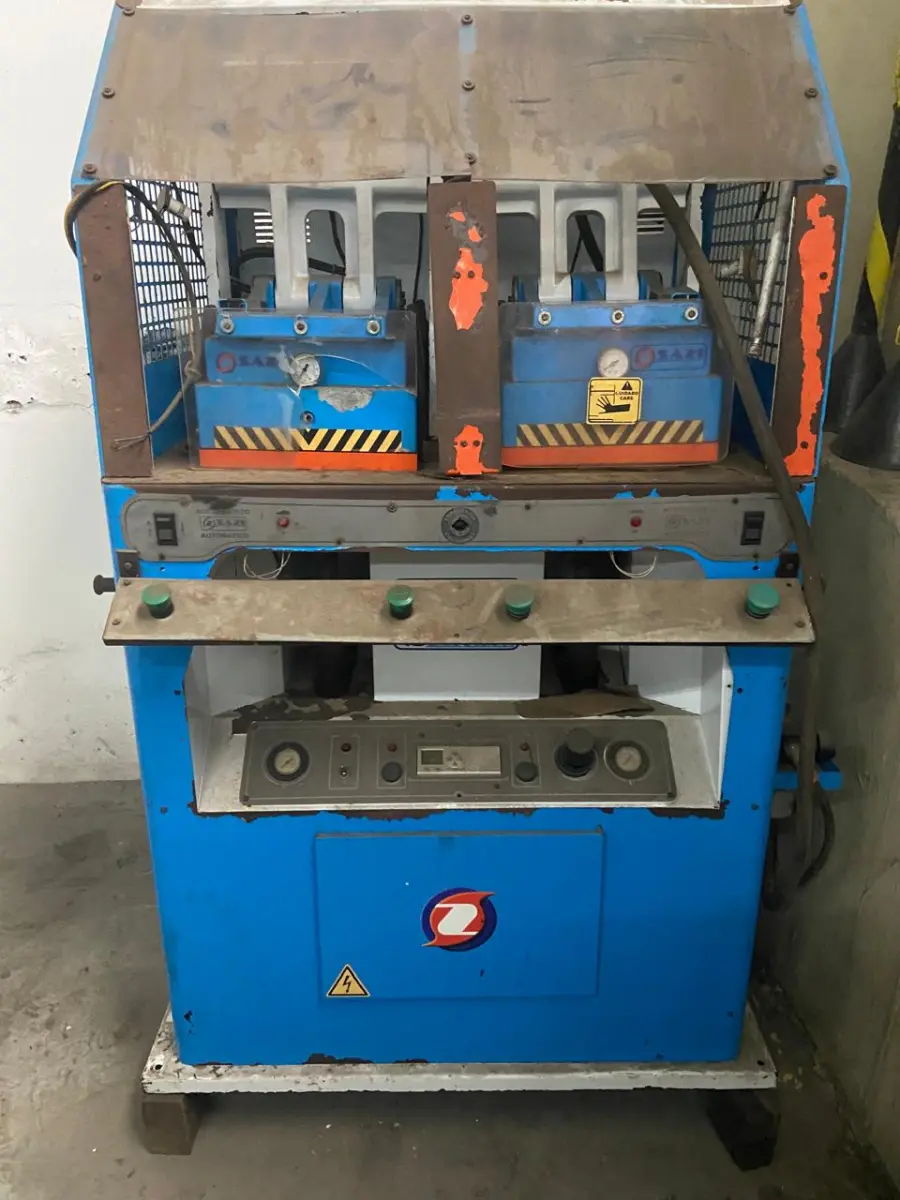 LOTE 027 - Maq.Prensar Solados Marca Sazi modelo 212 2 postos