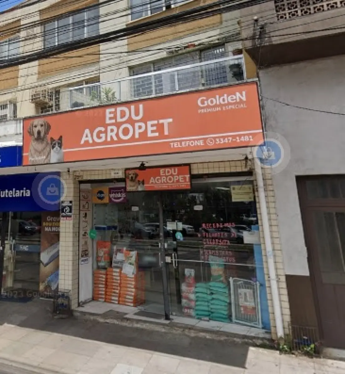 LOTE 000 - A loja nº 04 do Edifício Grécia, sob nº 3847 da Av. Assis Brasil