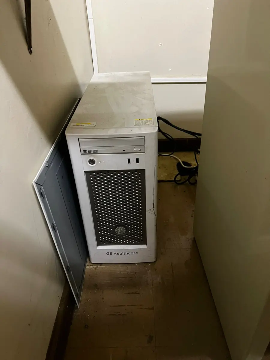 LOTE 003 - TOMOGRAFIA COMPUTADORIZADA MARCA BRIVO