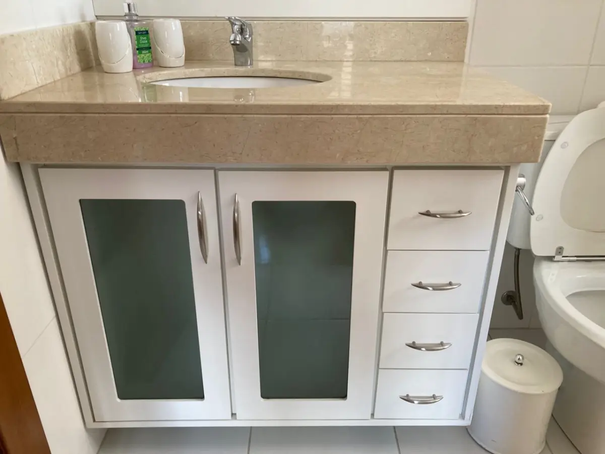 LOTE 000 - Apartamentos 405 e 406 + Box 15, 31, 32 e 14. Finamente decorado