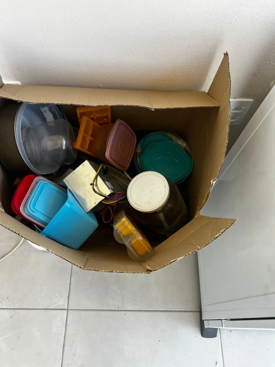 LOTE 000 - SOPRADORA BEKUM, MÃO FRANCESA C/ TALHA ELÉTRICA, UNIDADE DE RESFRIAMENTO, MOTOR P/ REFRIGERAÇÃO, GIRAFA HIDRÁULICA E MÓVEIS DIVERSOS