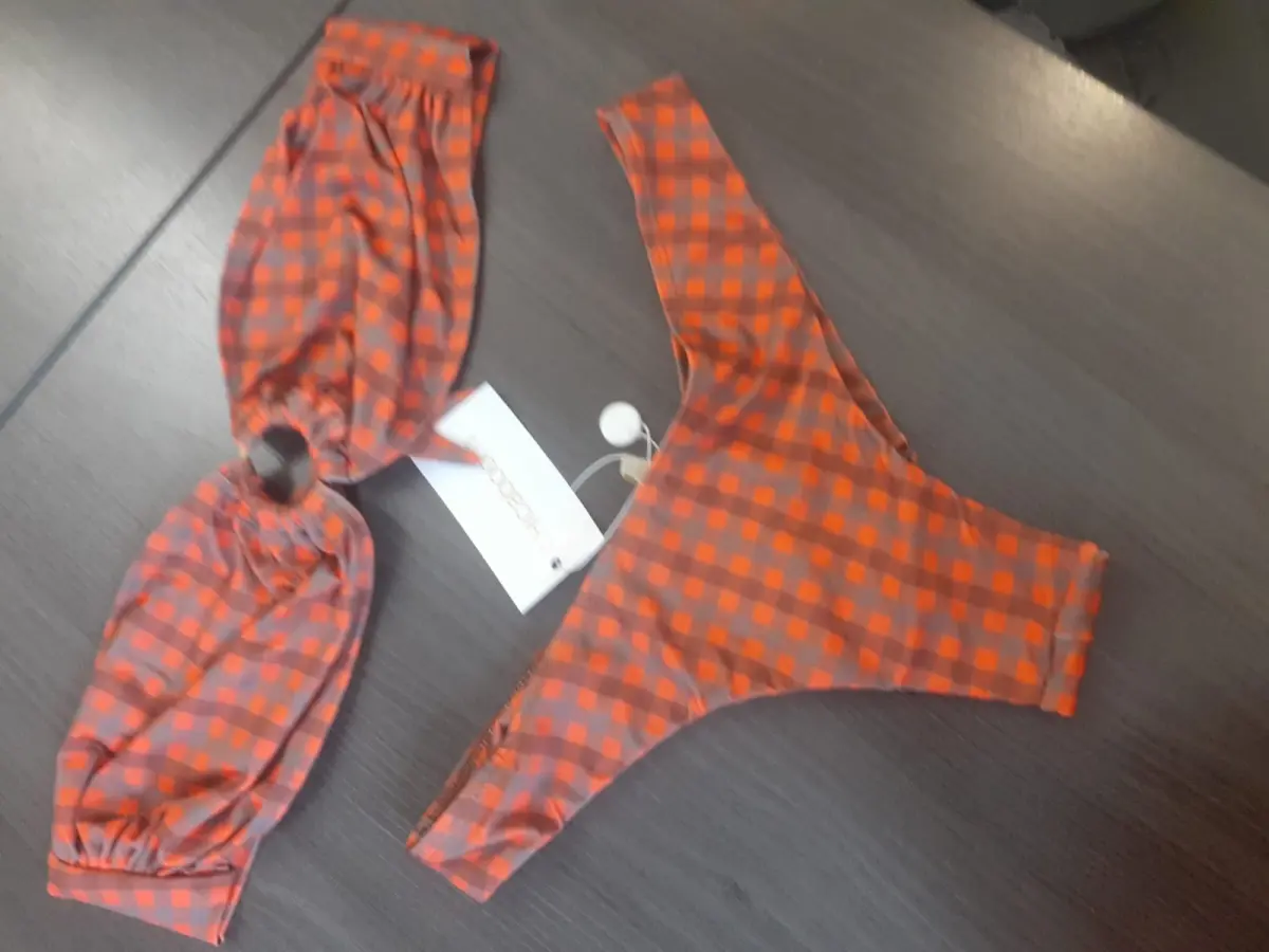 LOTE 000 - BIQUÍNIS