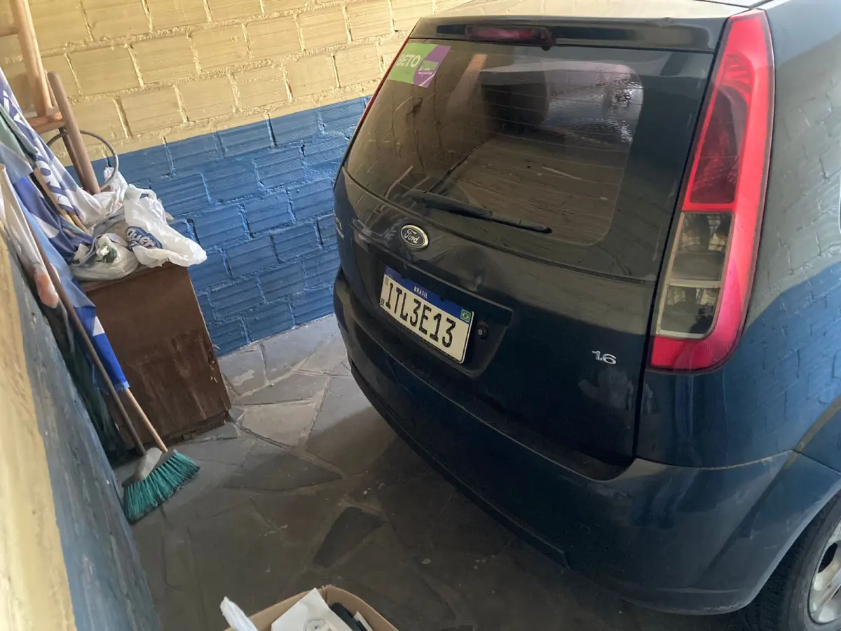 LOTE 000 - LEILÃO DE VEÍCULO  FORD/FIESTA 1.6 FLEX, 2012/2013