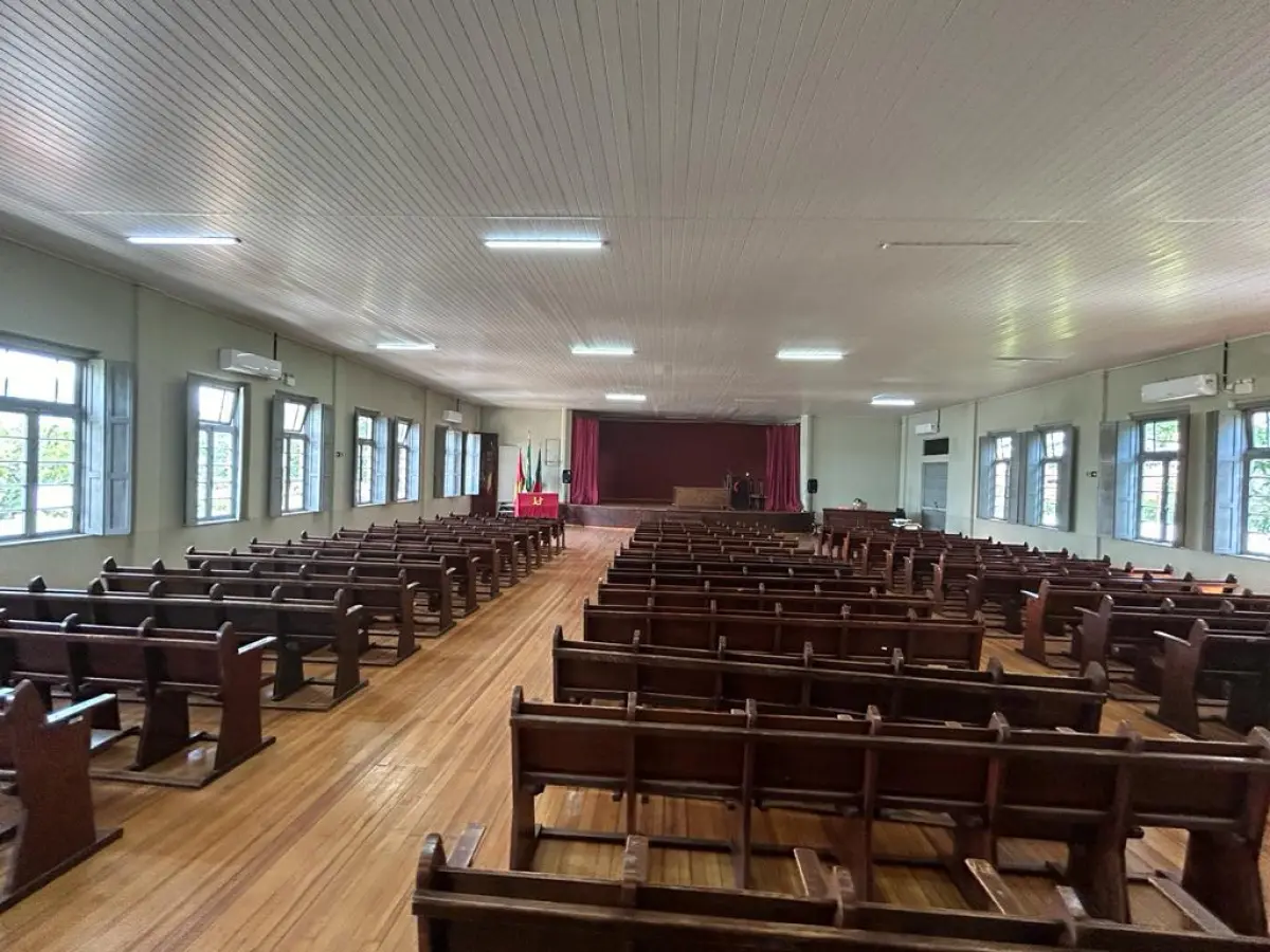 LOTE 001 - 4 ATIVOS EM LEILÃO : IMÓVEL ESCOLA IPA EM PORTO ALEGRE - IMÓVEL ESCOLA EM URUGUAIANA - FUNDO COMERCIO AMERICANO - FUNDO DE COMERCIO  COLÉGIO UNIÃO