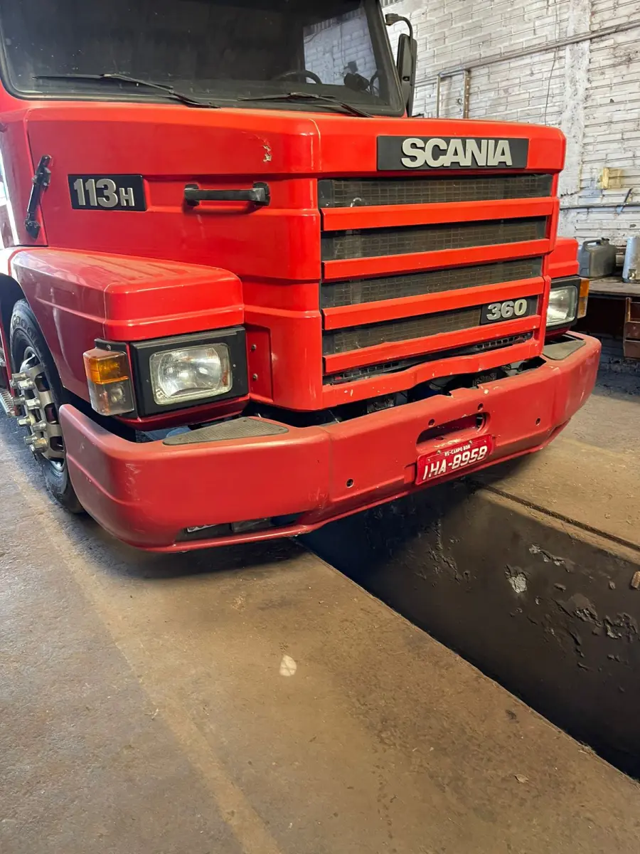 LOTE 005 - "CAMINHÃO SCANIA T113H 4X2, ANO 1997/1998, VERMELHO, PLACAS IHA8958