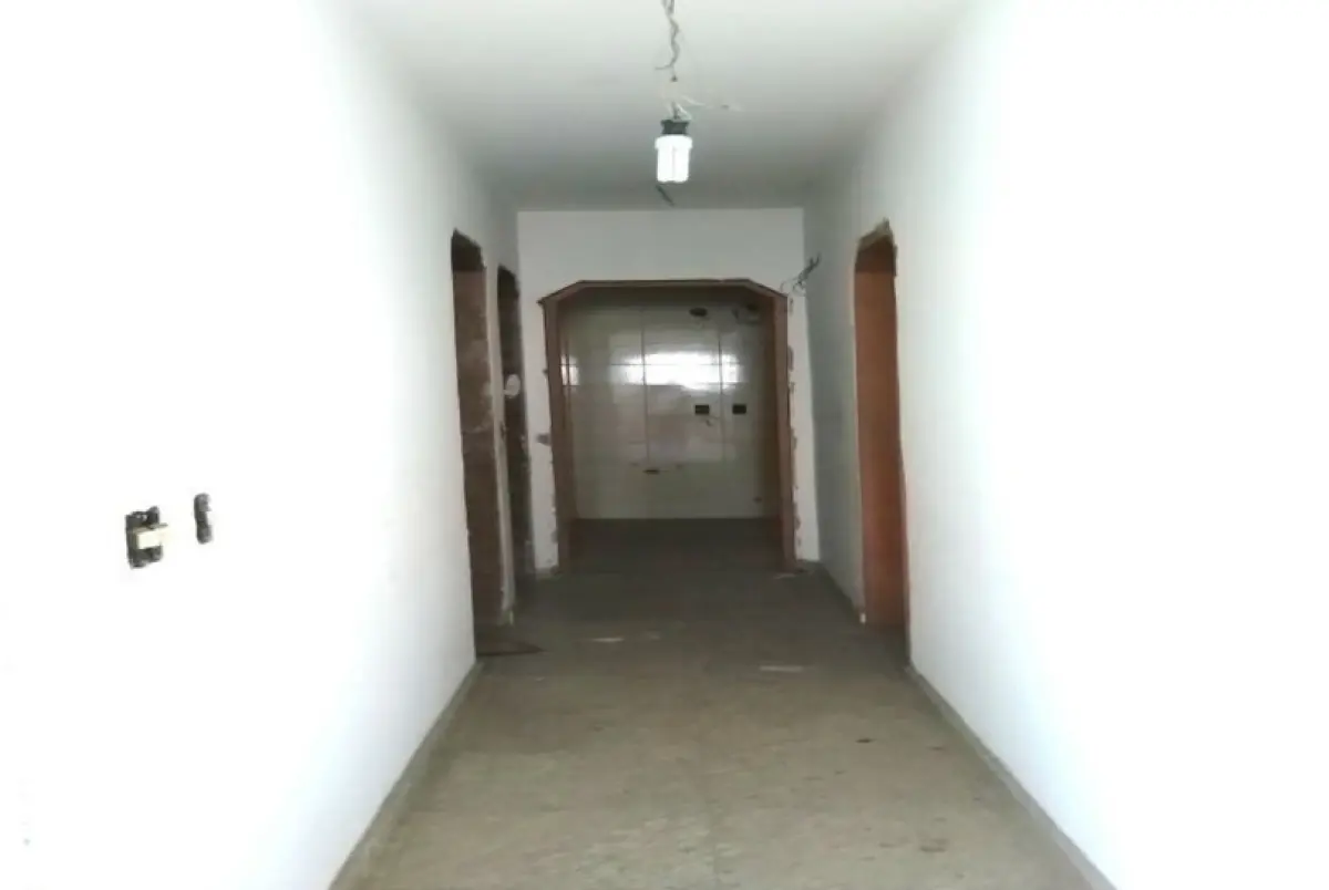 LOTE 000 - O APARTAMENTO N° 101, localizado no 10° andar do Edificio Vol D'Oiseau, situado à Avenida Giovanni Gronchi, nº 4.864, na Vila Andrade e Parque Bairro Morumbi, 29° Suddistrito  - Santo Amaro, com area privativa de 864,52m² e 5 vagas de garagem